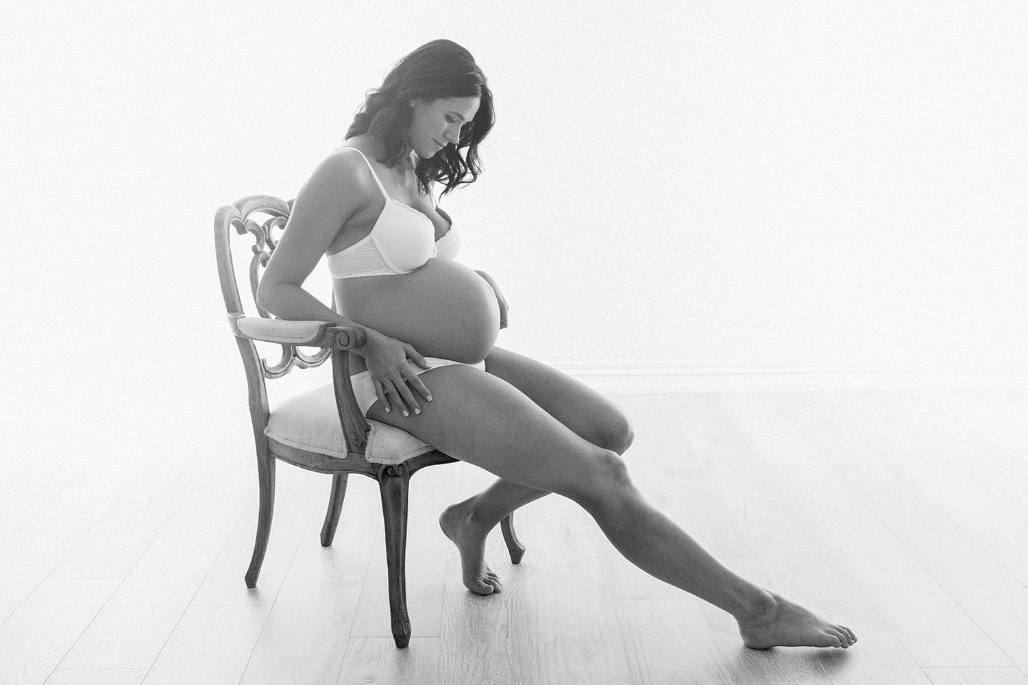 Wellington Maternity Photographer And Intimate Female Portrait Photography Wellington Maternity Photographer And Intimate Female Portrait Photography